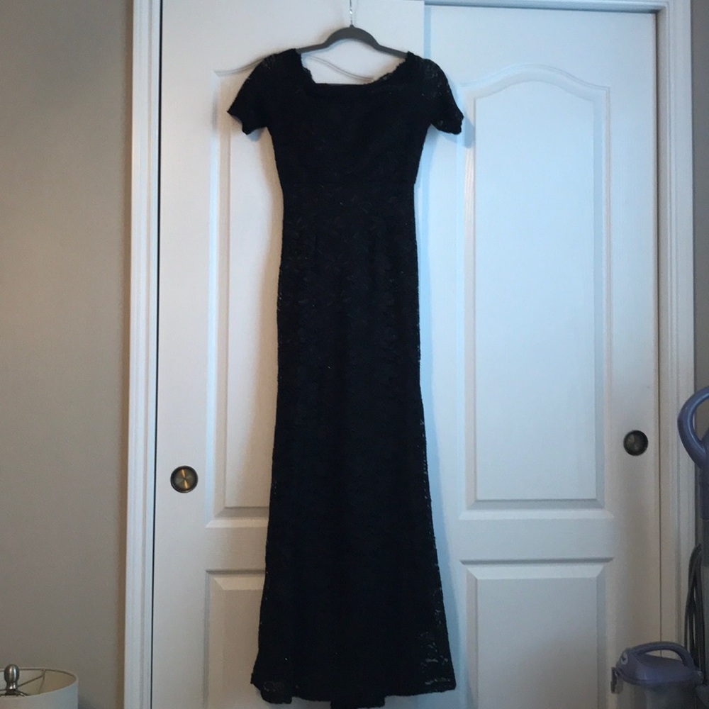 Black Lace Formal Dress